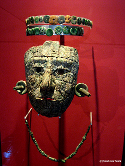 Mask in the Museum in Palenque (c) K. Busch