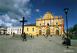 The Cathedral at the main square in San Cristóbal de las Casas (c) K. Busch